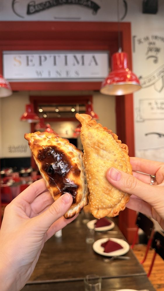 Empanada abierta en Bodegón Núñez